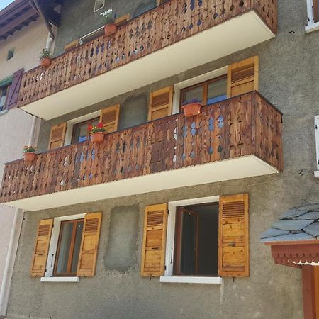 Chambre A Louer A La Nuitee Lanslebourg-Mont-Cenis Exterior foto