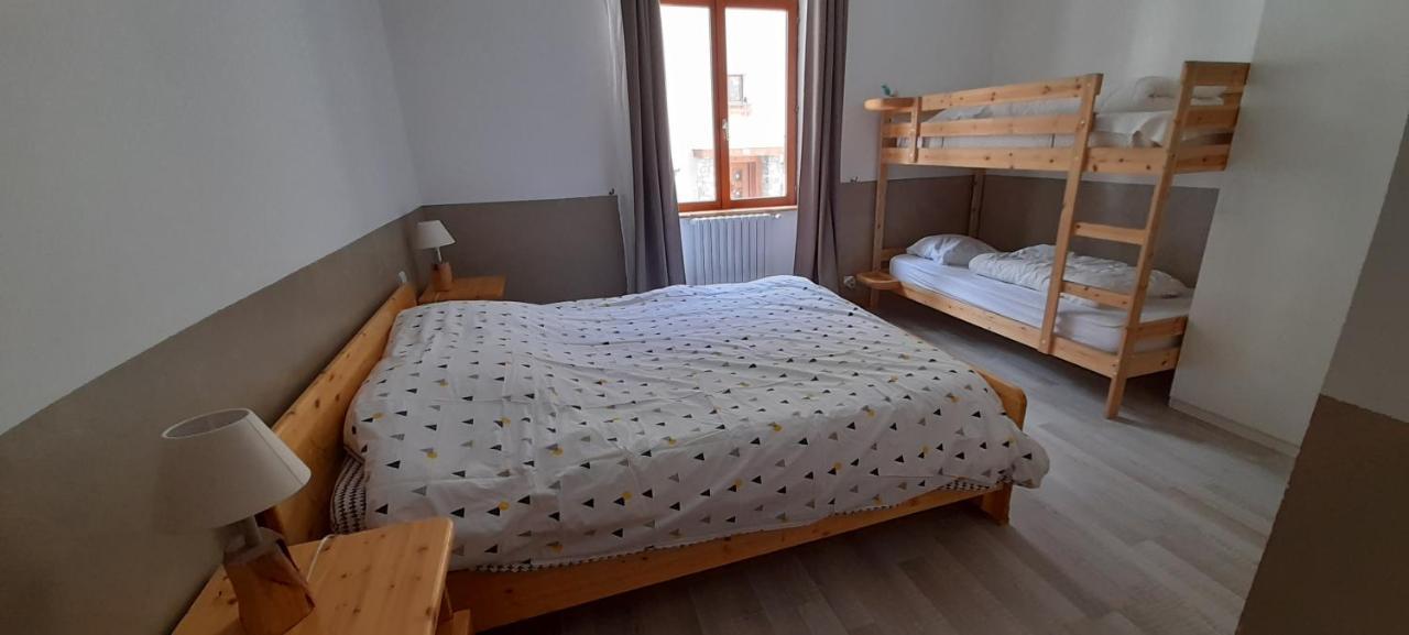 Chambre A Louer A La Nuitee Lanslebourg-Mont-Cenis Exterior foto